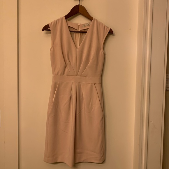 Tavan & Mitto short dress - Picture 1 of 4